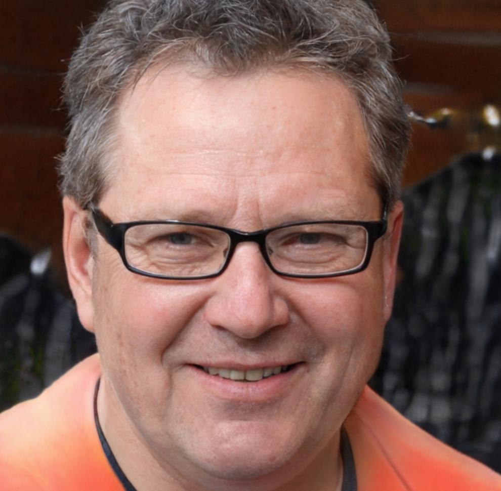 Portrait de Maxence Dubois, formateur en finance personnelle
