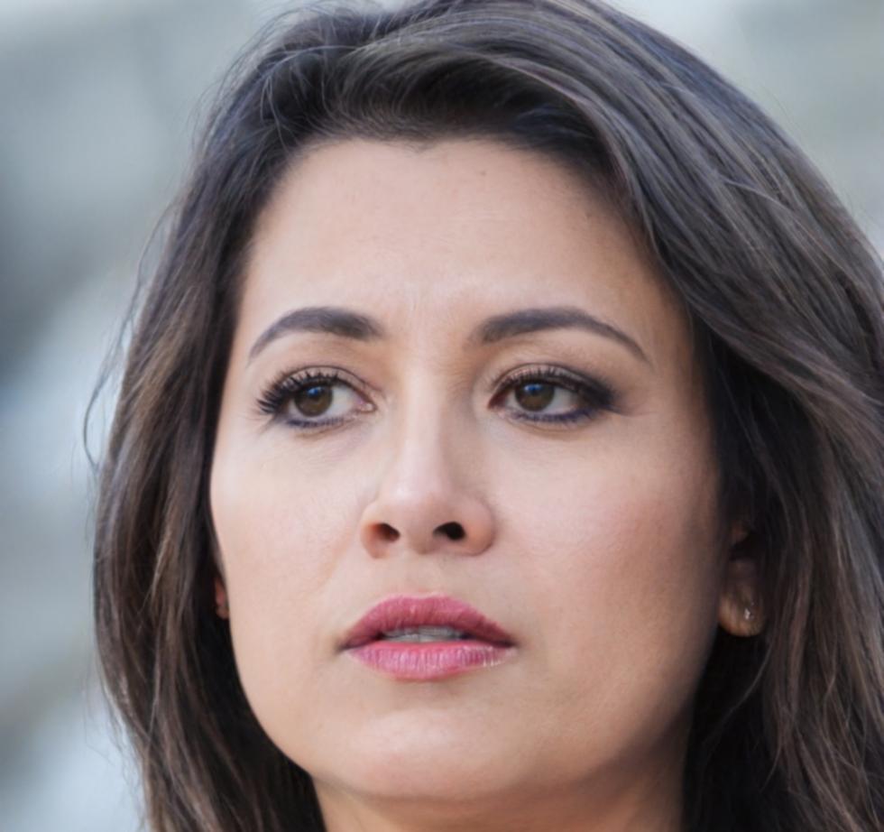 Portrait de Célestine Moreau, spécialiste en épargne et investissement